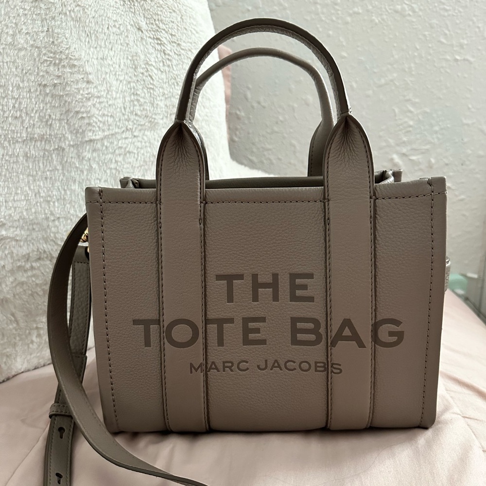 Marc Jacobs Taupe Tote Bag